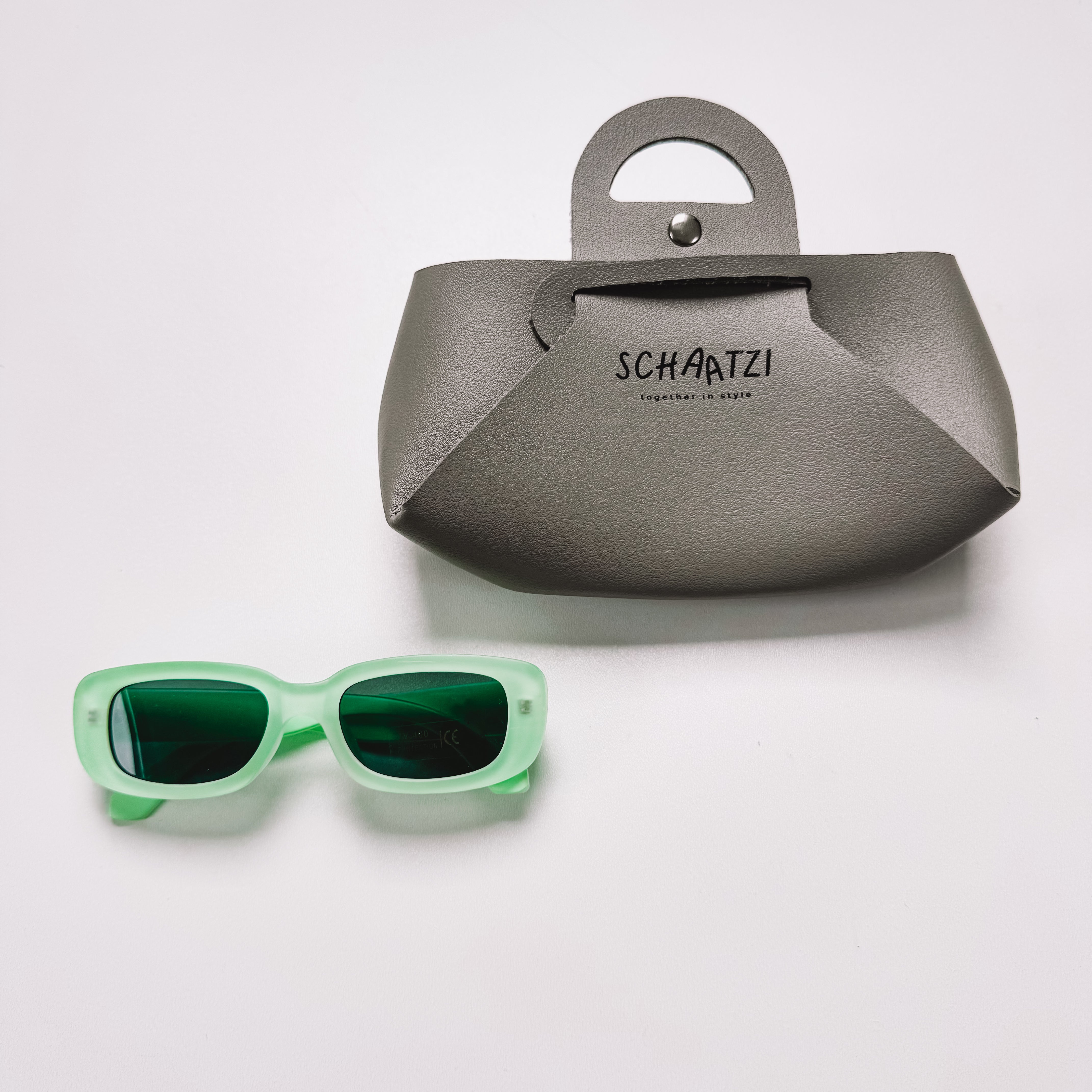 Sunnies mint mat