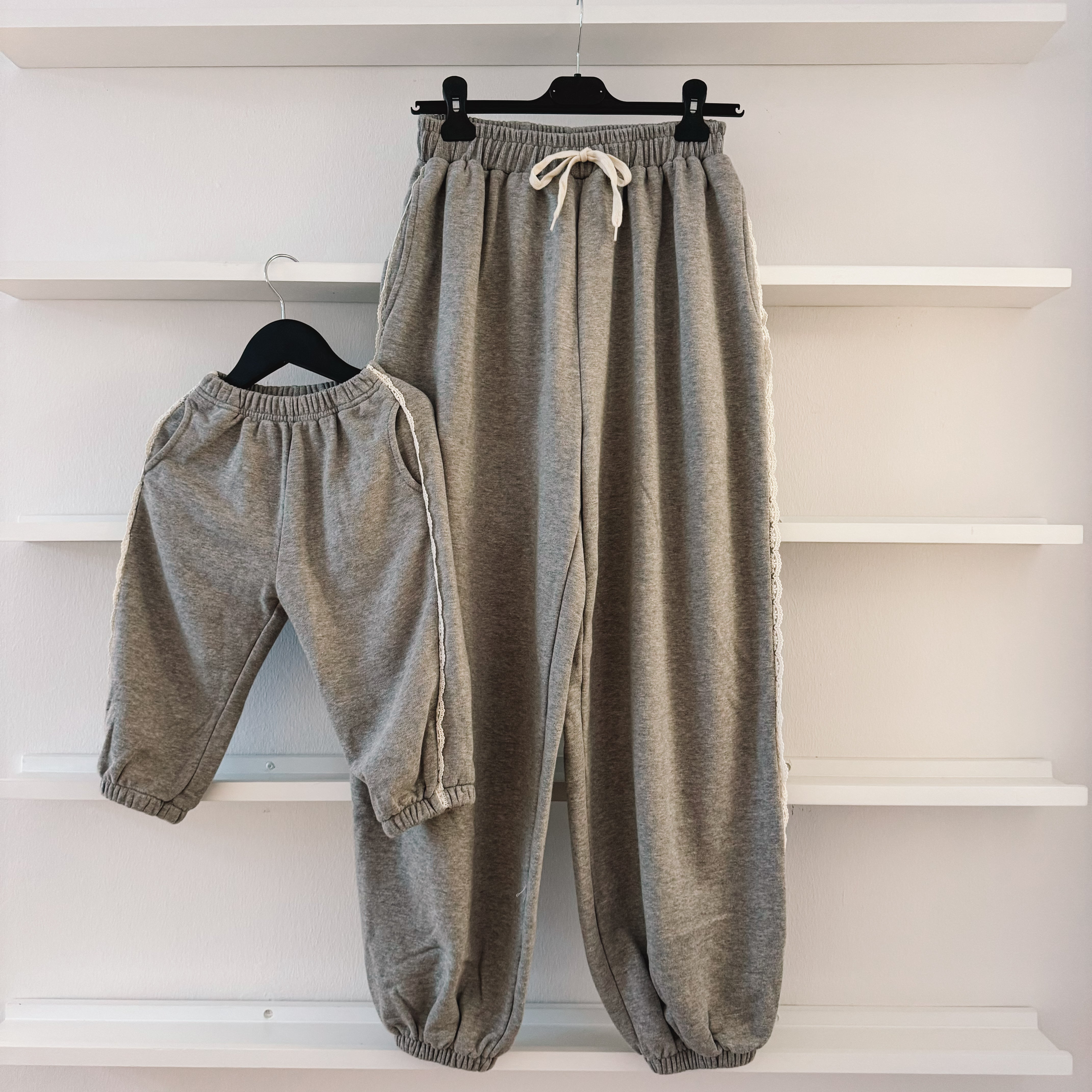 Lace Jogger Pants (bis 9 Jahre)