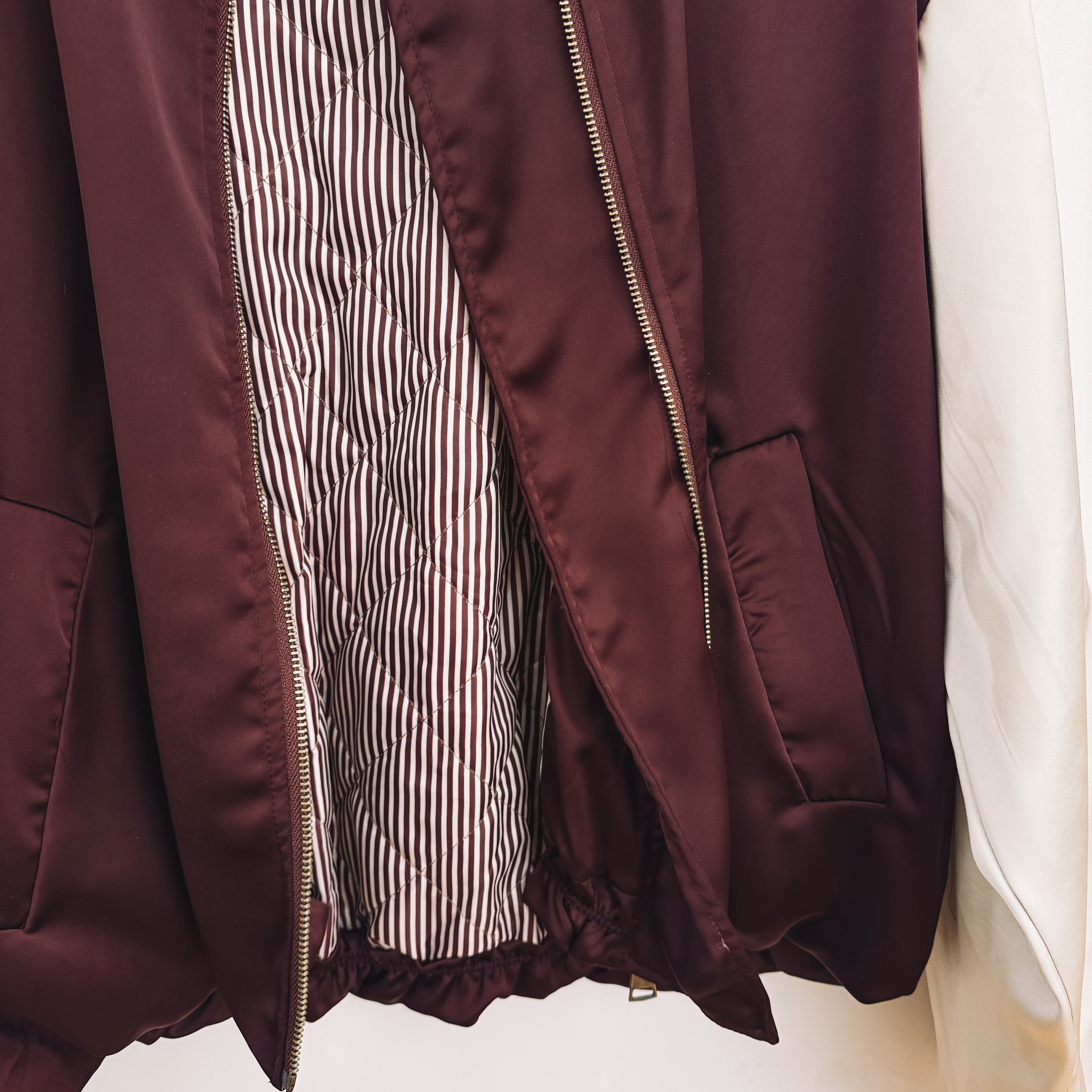 MOM burgundy silk look Jacket