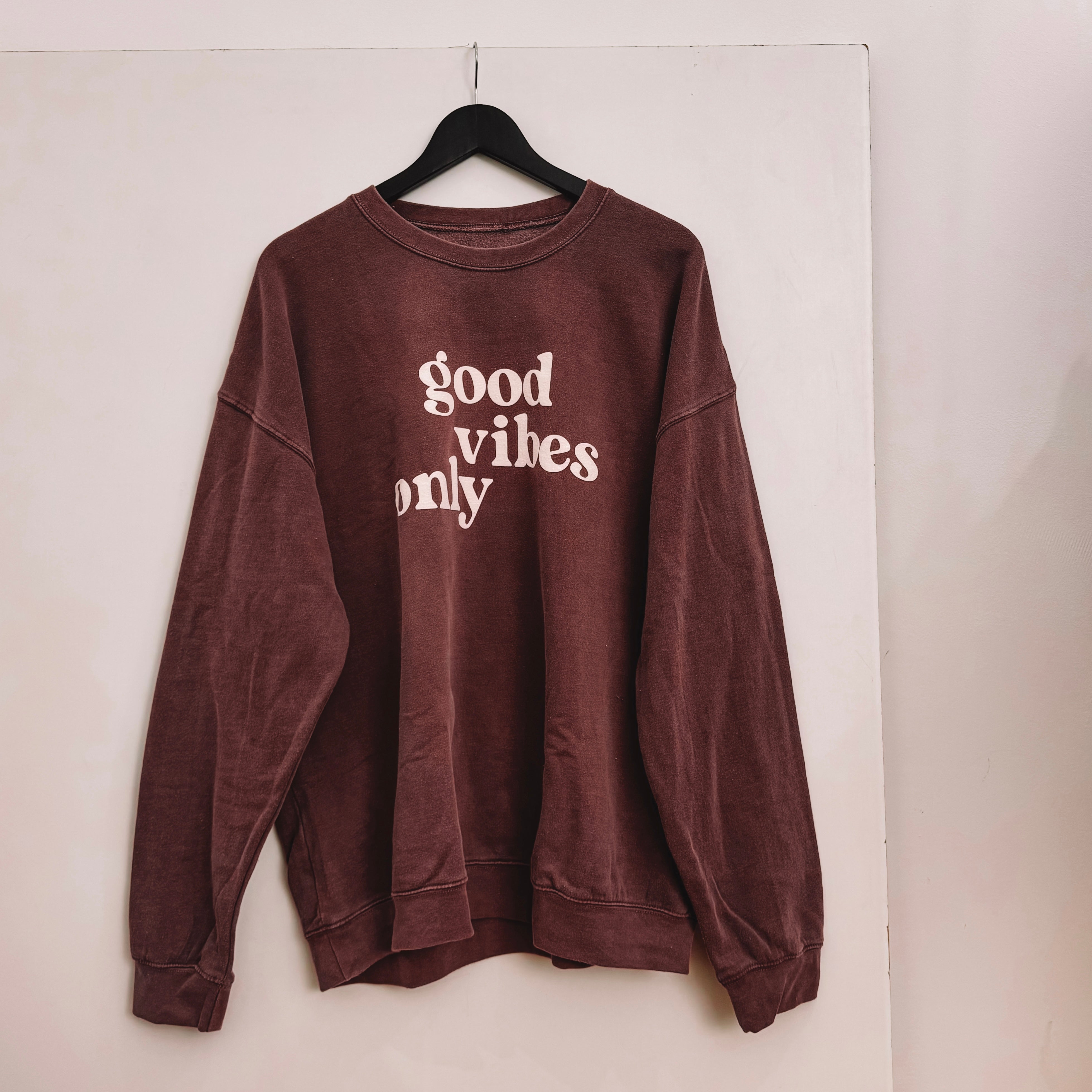 MOM Vintage good vibes Sweater